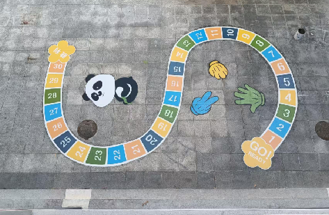  大英地面游戏彩绘